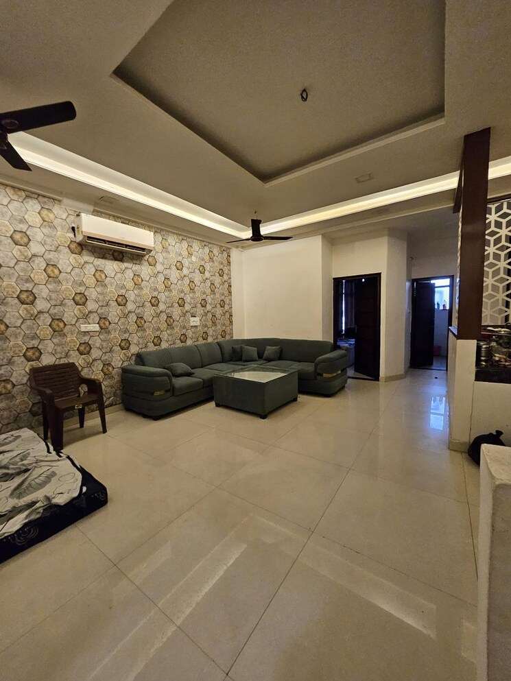 Living Room, maya-garden-city 3.5 Bedroom 2250 Sq.Ft. Independent House In Lohgarh Zirakpur 8950643
