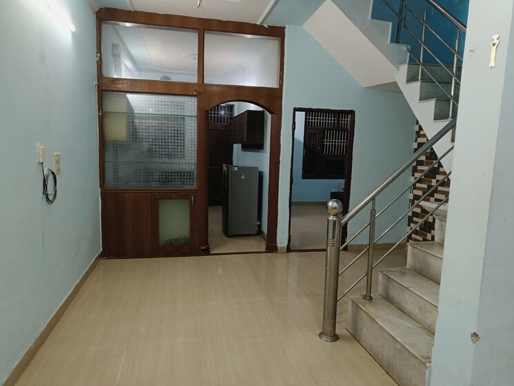 Room, maya-garden-city 3.5 Bedroom 2250 Sq.Ft. Independent House In Lohgarh Zirakpur 8950643