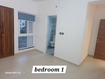 Room in 3 BHK Apartment at Casagrand Boulevard, Hennur Road – for Rent