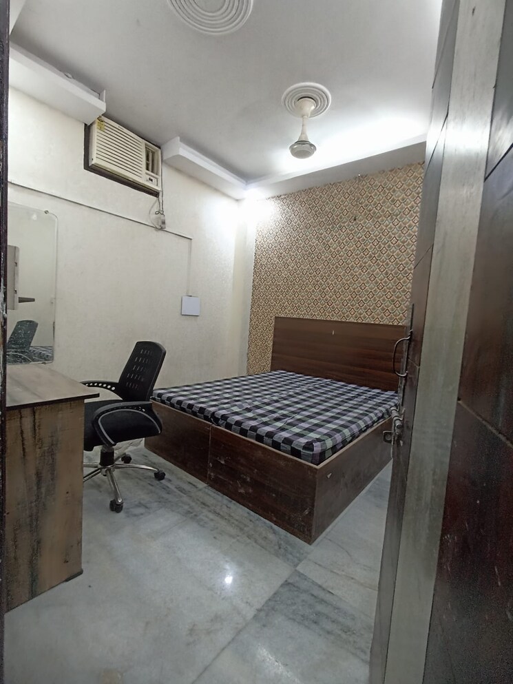 Bedroom, lajpat nagar 6+ Bedroom 1000 Sq.Ft. Independent House In Lajpat Nagar Delhi 8950670