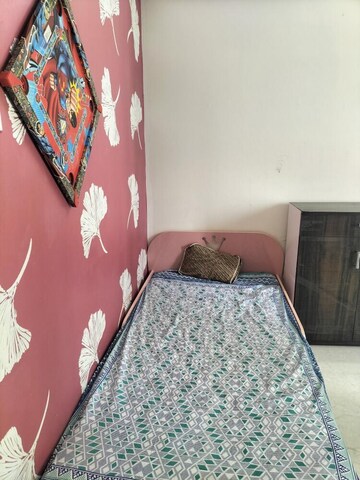 Bedroom in 3 BHK Apartment at Majestique Towers, Kharadi – for Rent