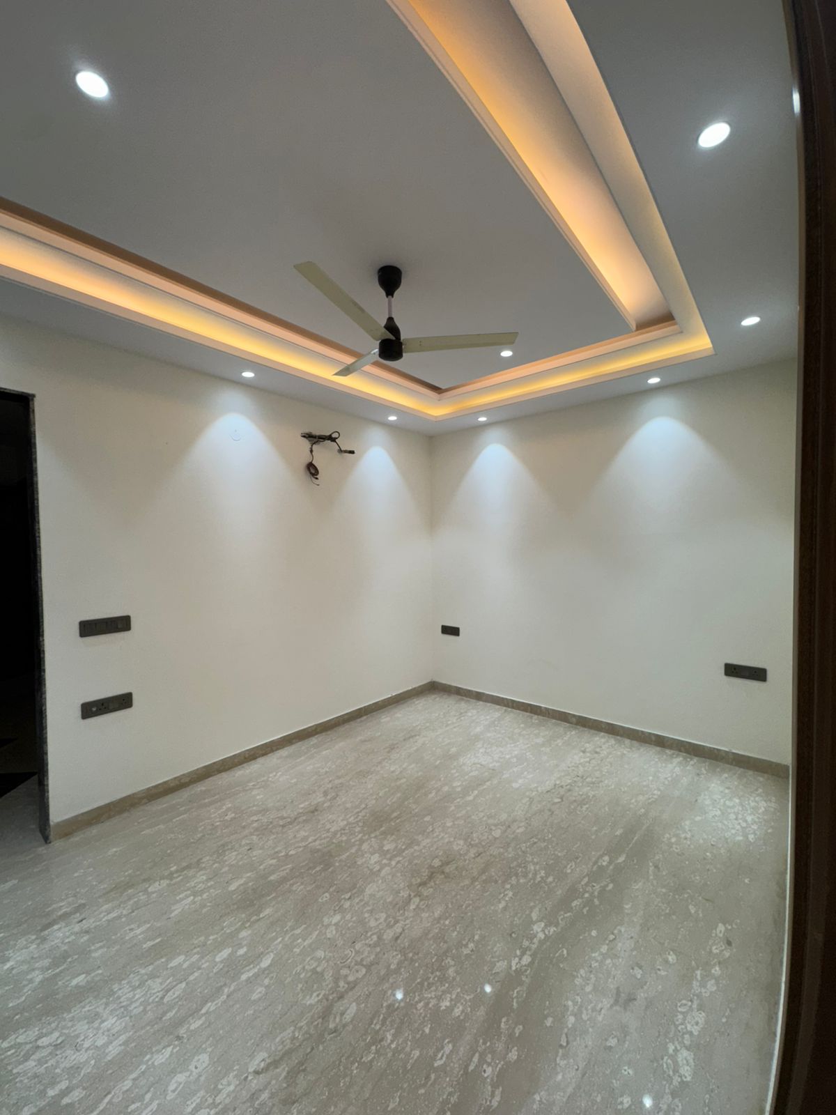 3.5 BHK + Servant Room,Study Room Builder Floor For Rent in Greater Kailash I