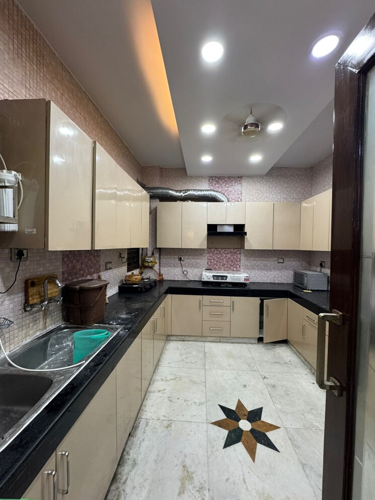 Kitchen, greater kailash i 3.5 Bedroom 2000 Sq.Ft. Builder Floor In Greater Kailash I Delhi 8950688