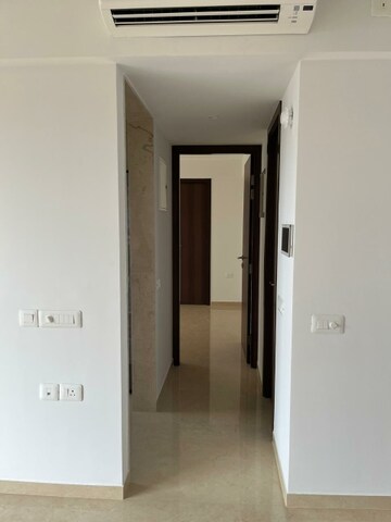  1 BHK Apartment at Hiranandani Highland, Powai – for Rent