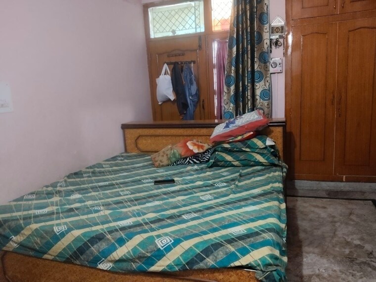 Bedroom, shalimar garden extension i 3 Bedroom 1100 Sq.Ft. Builder Floor In Shalimar Garden Extension I Ghaziabad 8950722