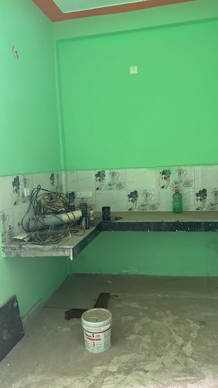 Swimming Pool, prime-enclave 2 Bedroom 550 Sq.Ft. Independent House In Roza Jalalpur Greater Noida 8950752