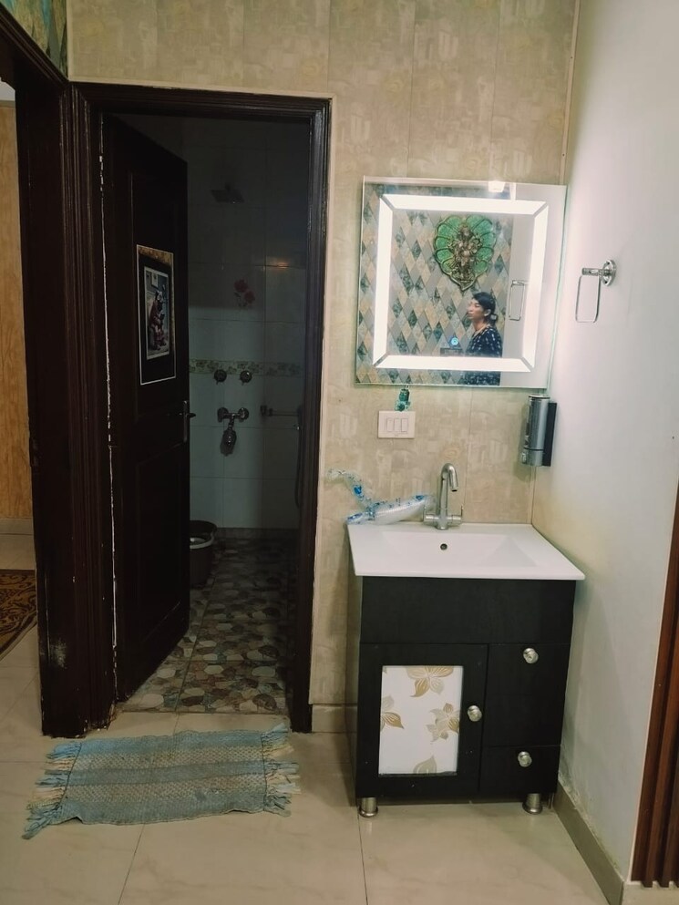 Other, chattarpur 2 Bedroom 900 Sq.Ft. Builder Floor In Chattarpur Delhi 8950735