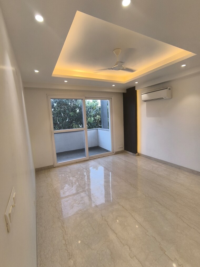 Room, dlf phase i 3 Bedroom 2000 Sq.Ft. Builder Floor In Dlf Phase I Gurgaon 8950820