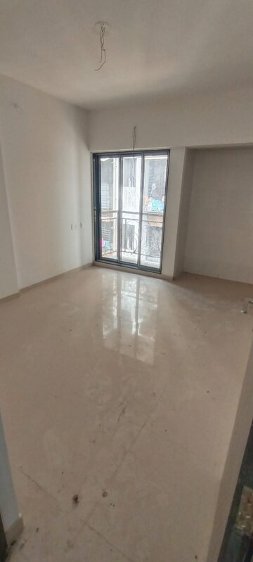Room in 3 BHK Apartment at JVMS Clermont, Mulund West – for Sale