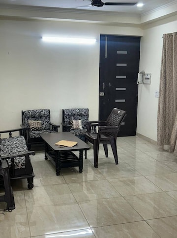 Living Room in 3 BHK Apartment at Gaur City 7th Avenue, Sector 4 Greater Noida – for Rent