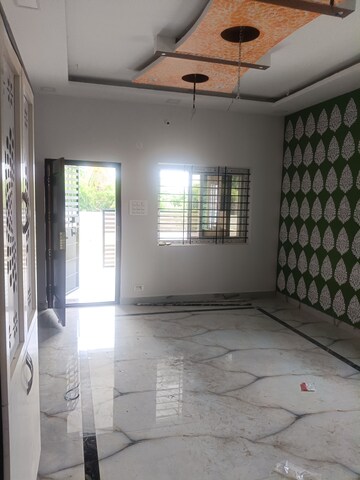 Room in 2 BHK Independent House at Hosur Krishnagiri rd – for Sale