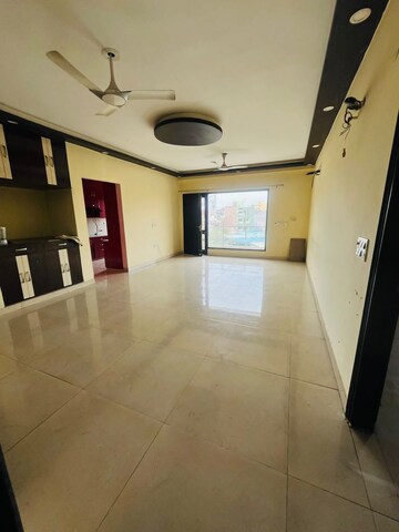 Kitchen in 3 BHK Builder Floor at Sector 40 – for Rent
