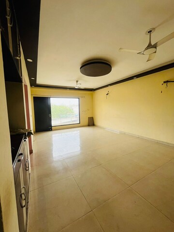 Bathroom in 3 BHK Builder Floor at Sector 40 – for Rent