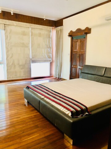 Bedroom in 4 BHK Apartment at Prestige Four Seasons, Ashok Nagar – for Rent