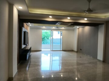 Building Lobby in 3 BHK Apartment at Emaar MGF The Palm Drive Villas, Sector 66 – for Sale