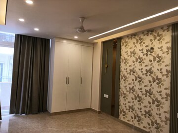 Room in 3 BHK Apartment at Emaar MGF The Palm Drive Villas, Sector 66 – for Sale