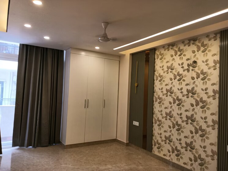 Room, emaar-mgf-the-palm-drive-villas 3 Bedroom 2200 Sq.Ft. Apartment In Sector 66 Gurgaon 8950889