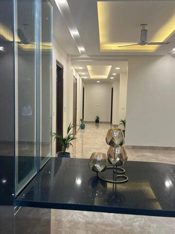 Gym in  Builder Floor at Unitech South City 1, South City 1 – for Rent