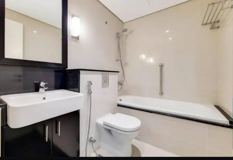 Kitchen, central-park-flower-valley 4 Bedroom 345 Sq.Yd. Villa In Sohna Sector 33 Gurgaon 8950914