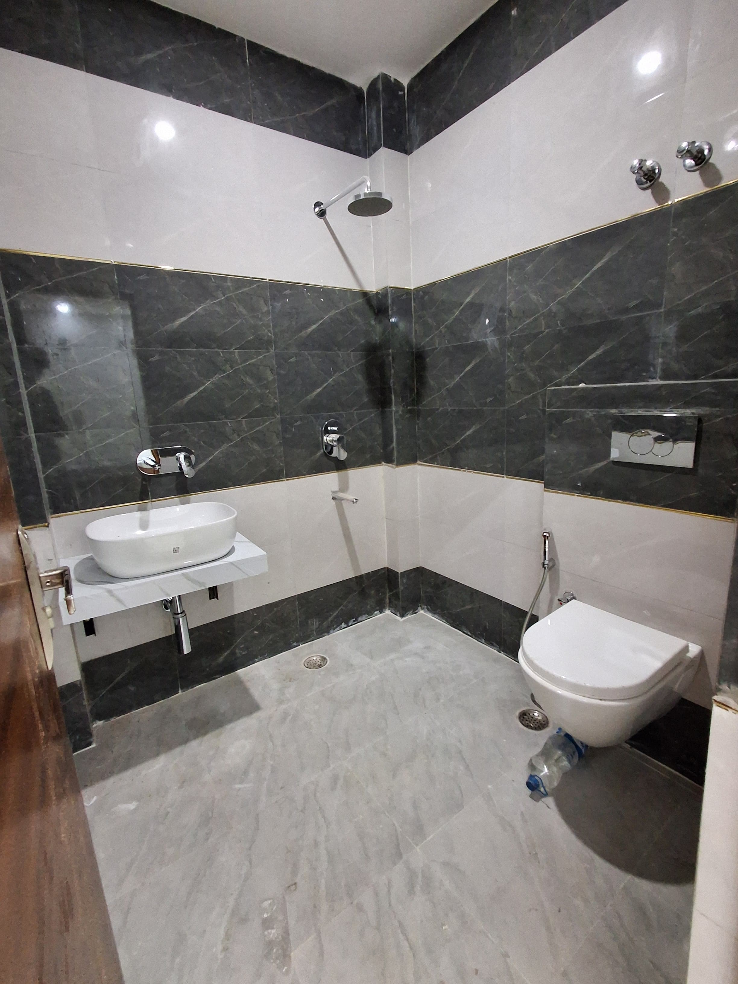 3 BHK + Servant Room 1443 Sq.Ft. Apartment in DLF Ridgewood Estate