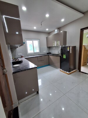 Master Bedroom in 3 BHK Apartment at DLF Ridgewood Estate, Dlf Phase iv – for Sale