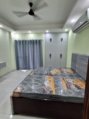 Bedroom in 3 BHK Apartment at DLF Ridgewood Estate, Dlf Phase iv – for Sale