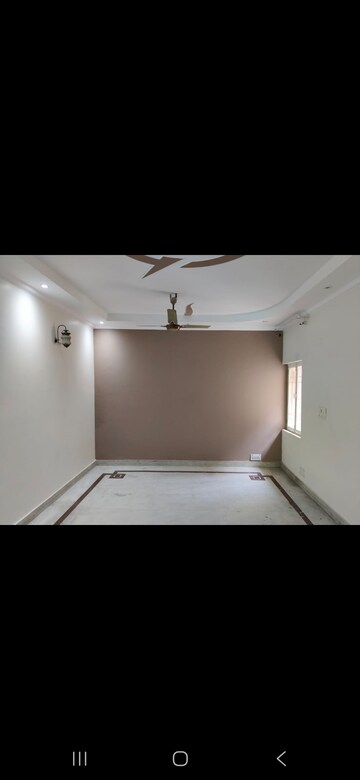 Building Lobby in 3 BHK Builder Floor at Puri PP City Centre, Pitampura – for Rent