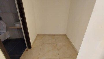 Room in 3 BHK Apartment at Mahindra Vicino, Andheri East – for Sale