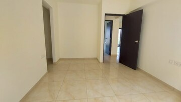 Room in 3 BHK Apartment at Mahindra Vicino, Andheri East – for Sale