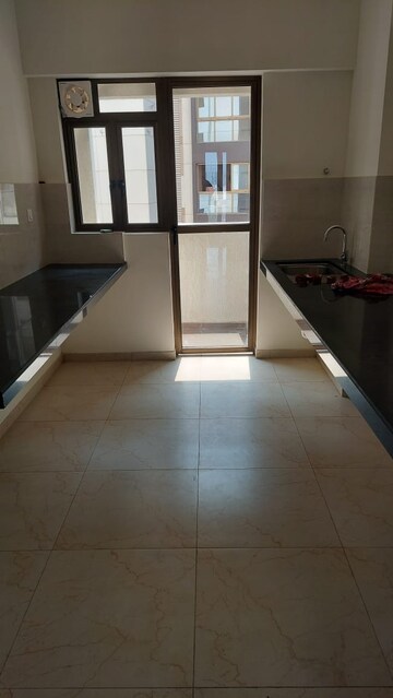 Room in 3 BHK Apartment at Mahindra Vicino, Andheri East – for Sale