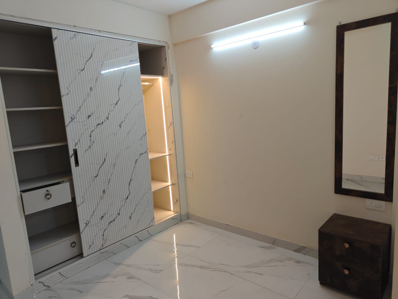 4 BHK + Servant Room Apartment For Sale in Conscient Hines Elevate