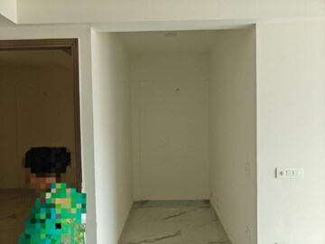 Room in 4 BHK Apartment at Conscient Hines Elevate, Sector 59 – for Sale