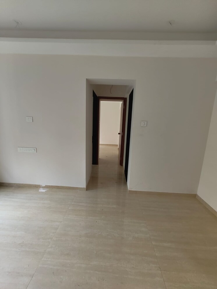 Room, je-and-vee-om-trimurti 2 Bedroom 687 Sq.Ft. Apartment In Malad East Mumbai 8950959