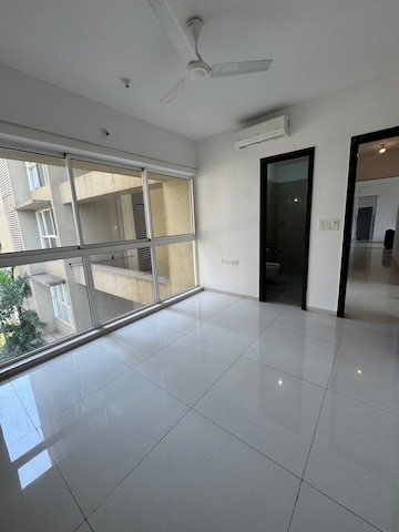  3 BHK Apartment at Runwal Elegante, Andheri West – for Rent