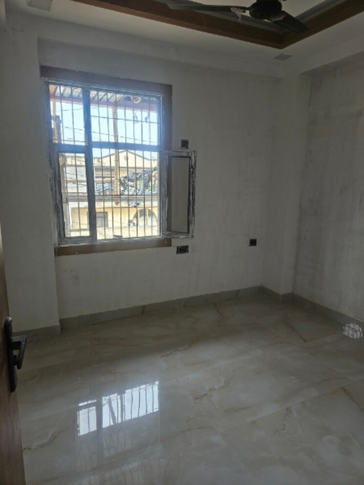 Room, aimnabad 3 Bedroom 1550 Sq.Ft. Builder Floor In Aimnabad Greater Noida 8950958