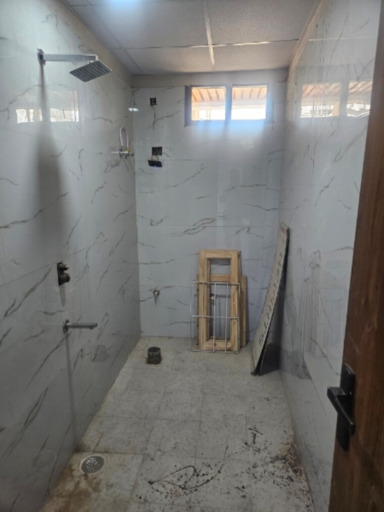 Bathroom, aimnabad 3 Bedroom 1550 Sq.Ft. Builder Floor In Aimnabad Greater Noida 8950958