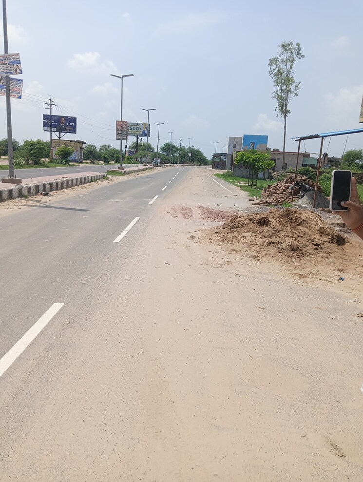 Exterior View, ajhai khurd  100 Sq.Yd. Plot In Ajhai Khurd Vrindavan 8950952