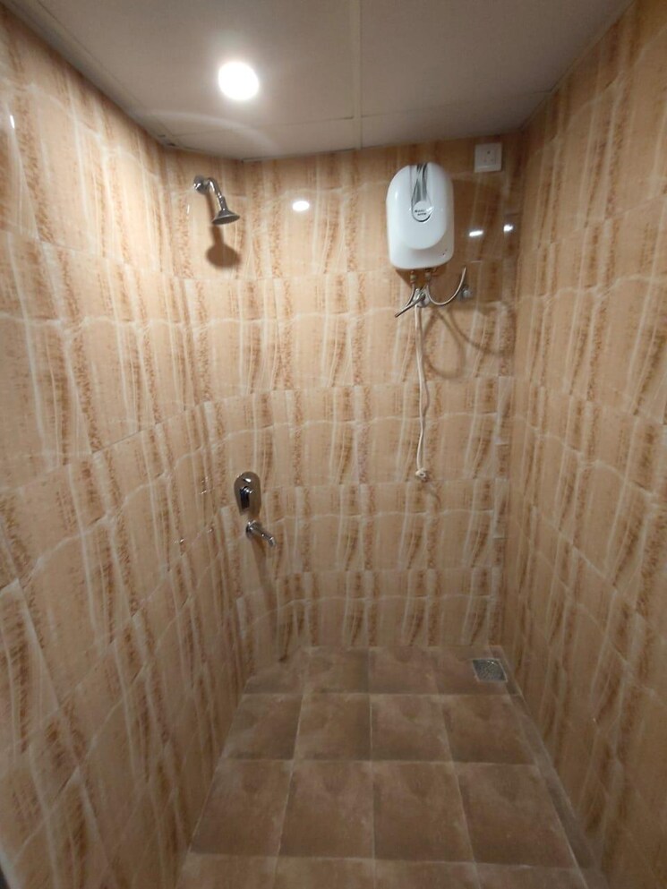 Bathroom, lodha-crown-quality-homes 2 Bedroom 650 Sq.Ft. Apartment In Majiwada Thane 8950946