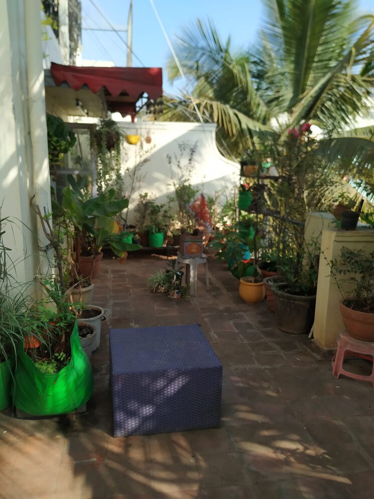 Garden, mantri-paradise 4 Bedroom 2500 Sq.Ft. Penthouse In Bilekahalli Bangalore 8950987