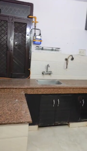 Kitchen in 2.5 BHK Apartment at Vasant Apartment Mayur Vihar, Mayur Vihar 1 – for Rent