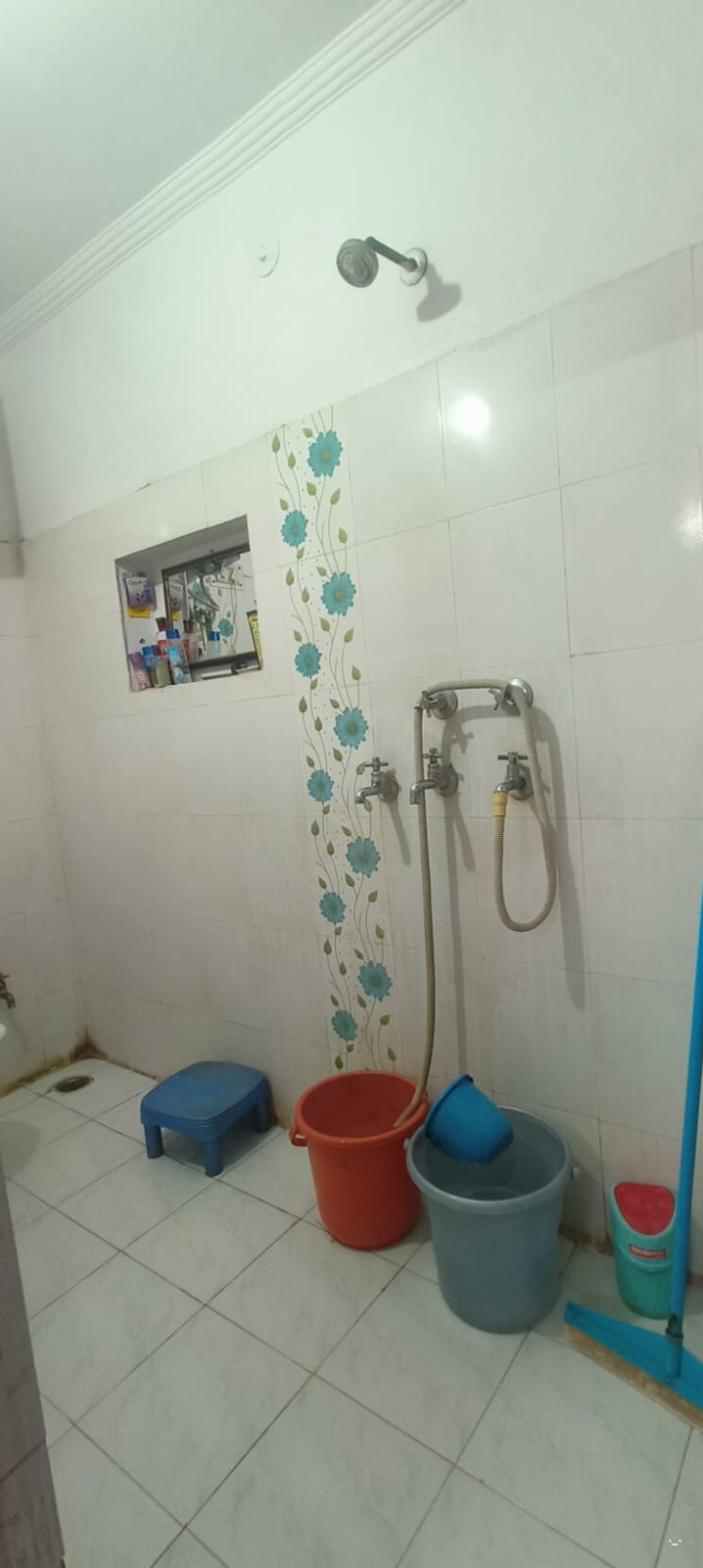 Bathroom, mahindra enclave 3 Bedroom 100 Sq.Yd. Builder Floor In Mahindra Enclave Ghaziabad 8945479