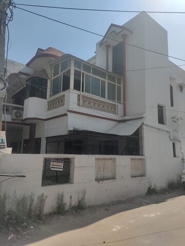 6 BHK Independent House For Sale in Sector 12
