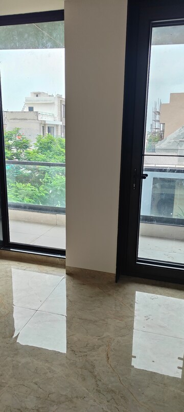 Building Lobby in 2.5 BHK Independent House at Sector 41 – for Rent