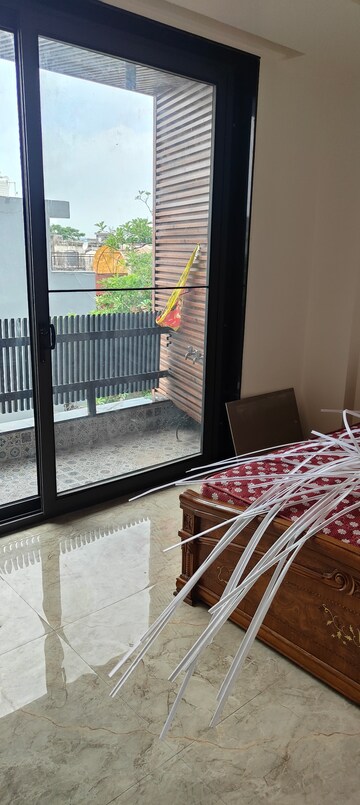 Balcony in 2.5 BHK Independent House at Sector 41 – for Rent