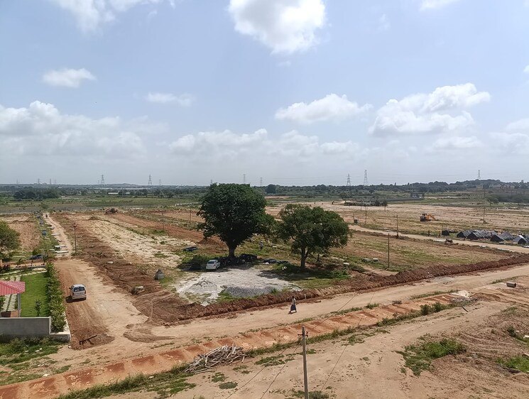 Garden, indresham  151 Sq.Yd. Plot In Indresham Hyderabad 8951095