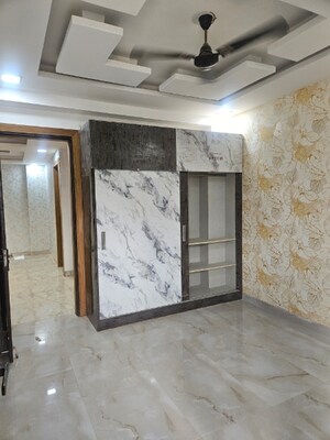 Room in 3 BHK Builder Floor at Sector 1 Greater Noida – for Sale