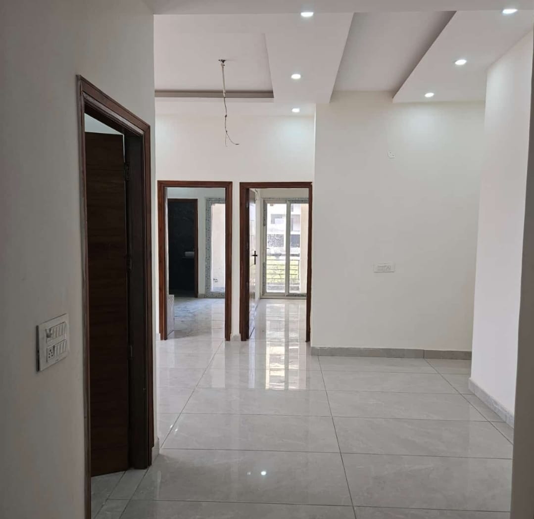 3 BHK + Pooja Room,Servant Room,Study Room,Extra Room 1885 Sq.Ft. Apartment in Sushma Chandigarh Grande