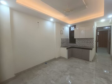 Living Room in 1 BHK Builder Floor at Esteem Complex, Savitri Nagar – for Rent