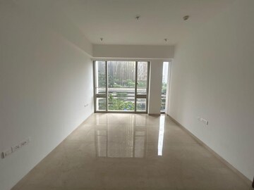 Room in 4 BHK Apartment at Lodha Marquise, Worli – for Sale
