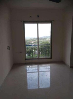 Room in 1 BHK Apartment at Squarefeet Joy square, Kasarvadavali – for Sale